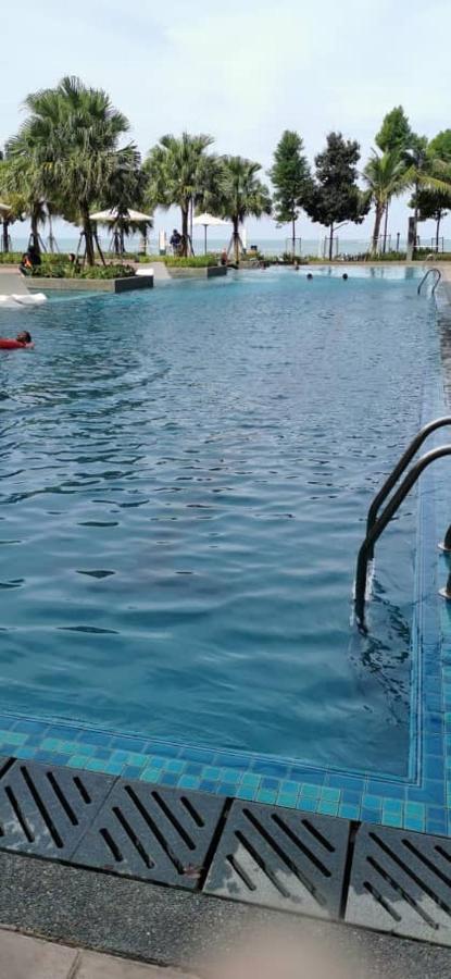 Zara Suites @Timurbay Kuantan Exterior photo