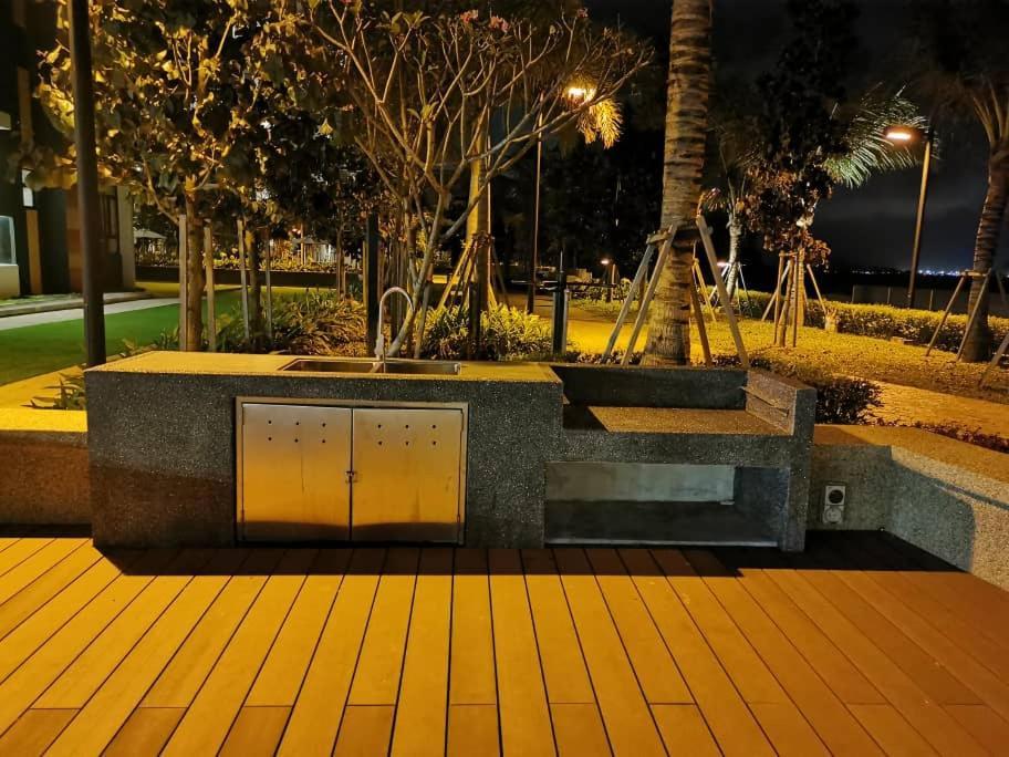 Zara Suites @Timurbay Kuantan Exterior photo